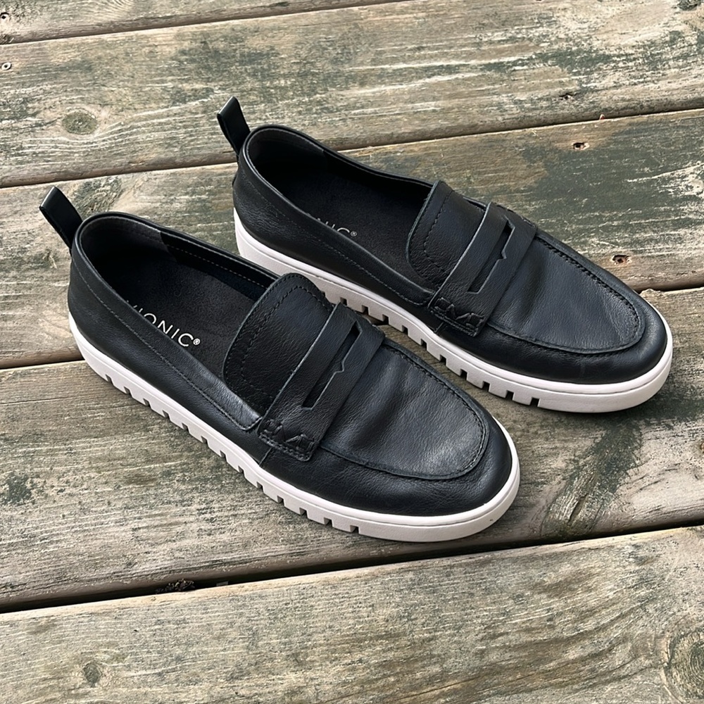 Vionic Uptown Loafer